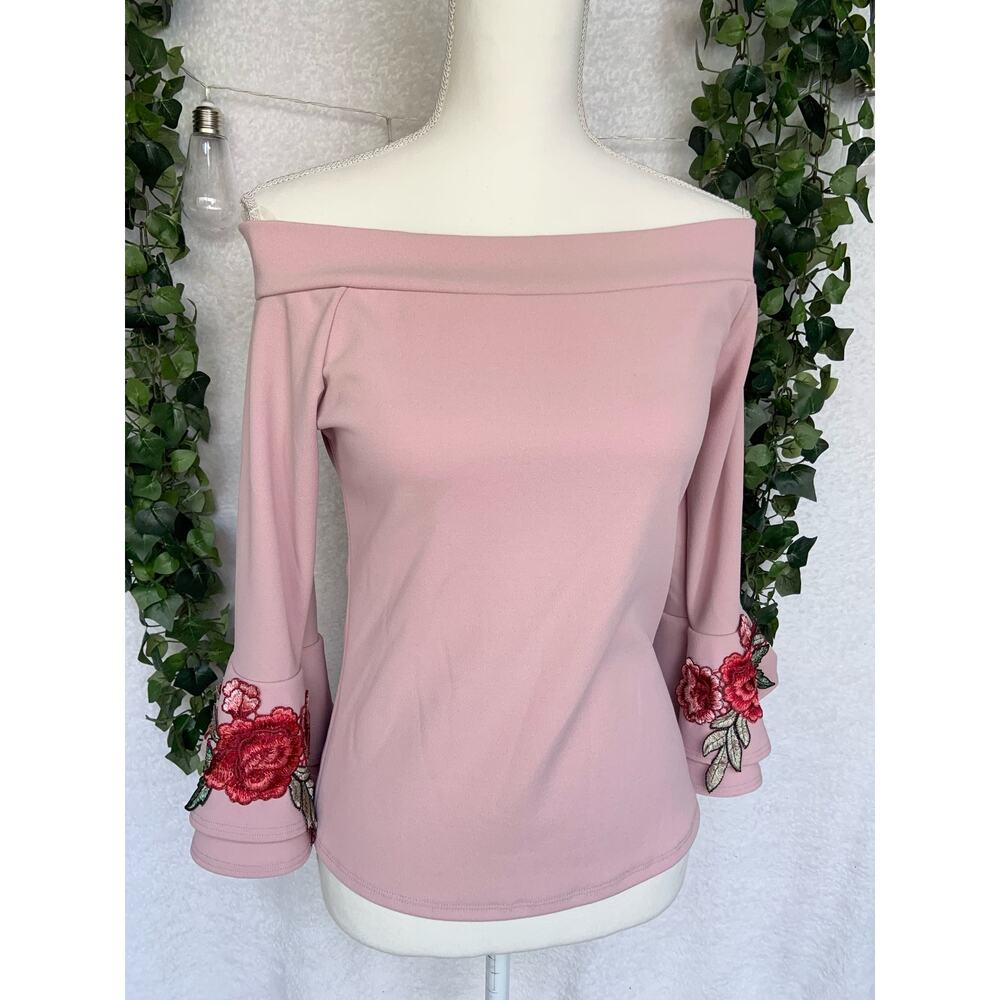 Palacio Pink Rose Embroidered Flared Sleeved Top Women's Large